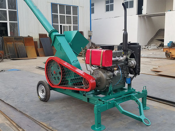 定制版移動樹枝粉碎機